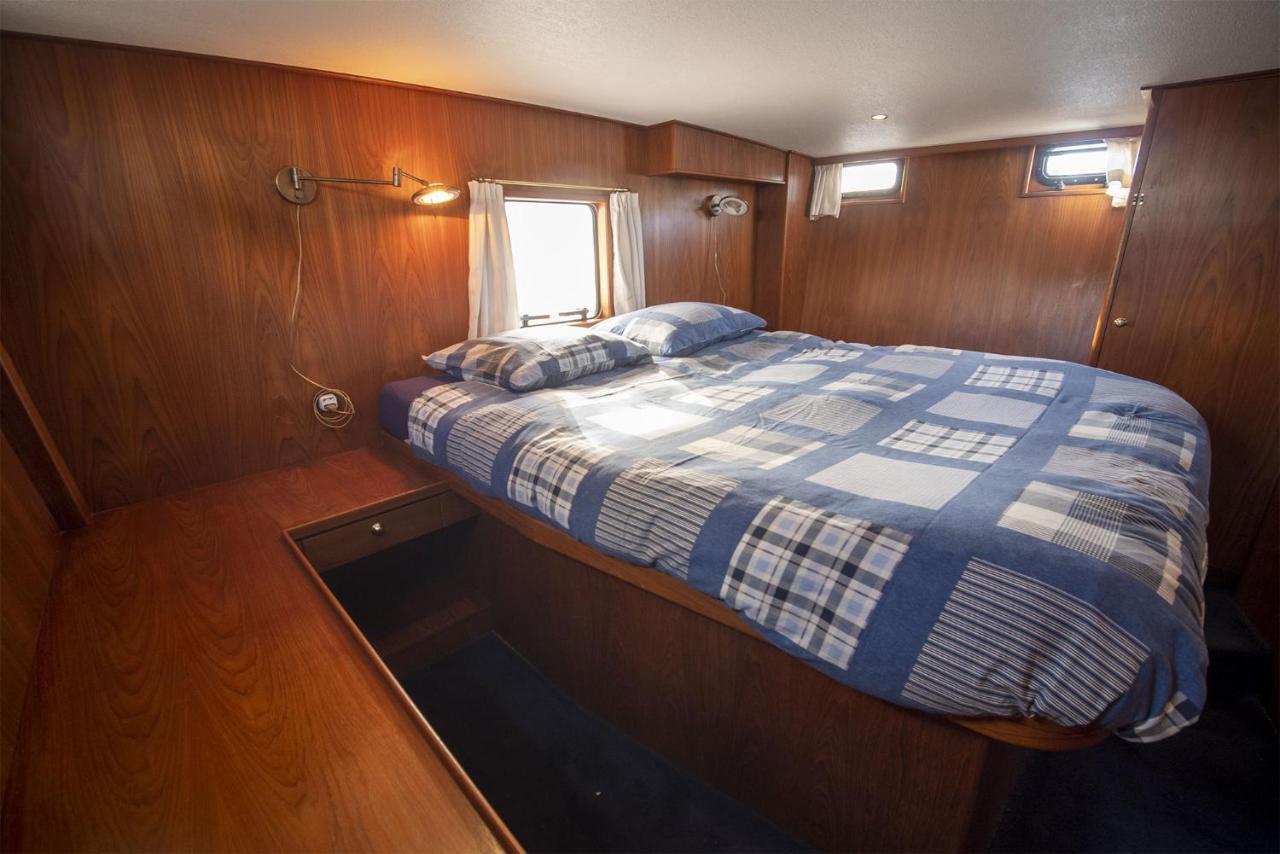 Vedette Hollandaise De 13 M Pour Sejour Insolite Hotel Nivillac Kültér fotó